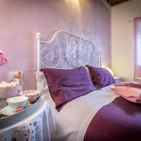 Il Vignolino Guest House Барберино ди Мугело Стая снимка